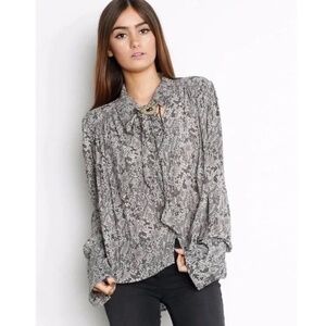 Free People Snake Skin Print Muse Blouse SIZE M